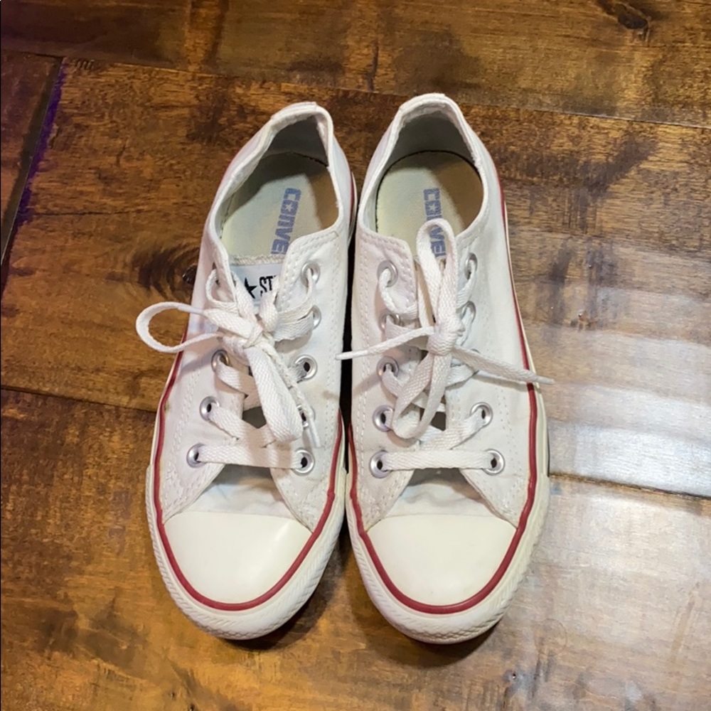 White low top converse